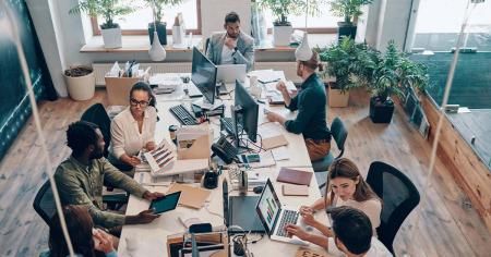 Analyse du rendement des fournisseurs propulsée par l'IA pour NetSuite : comment bâtir une fiche de performance basée sur les données 